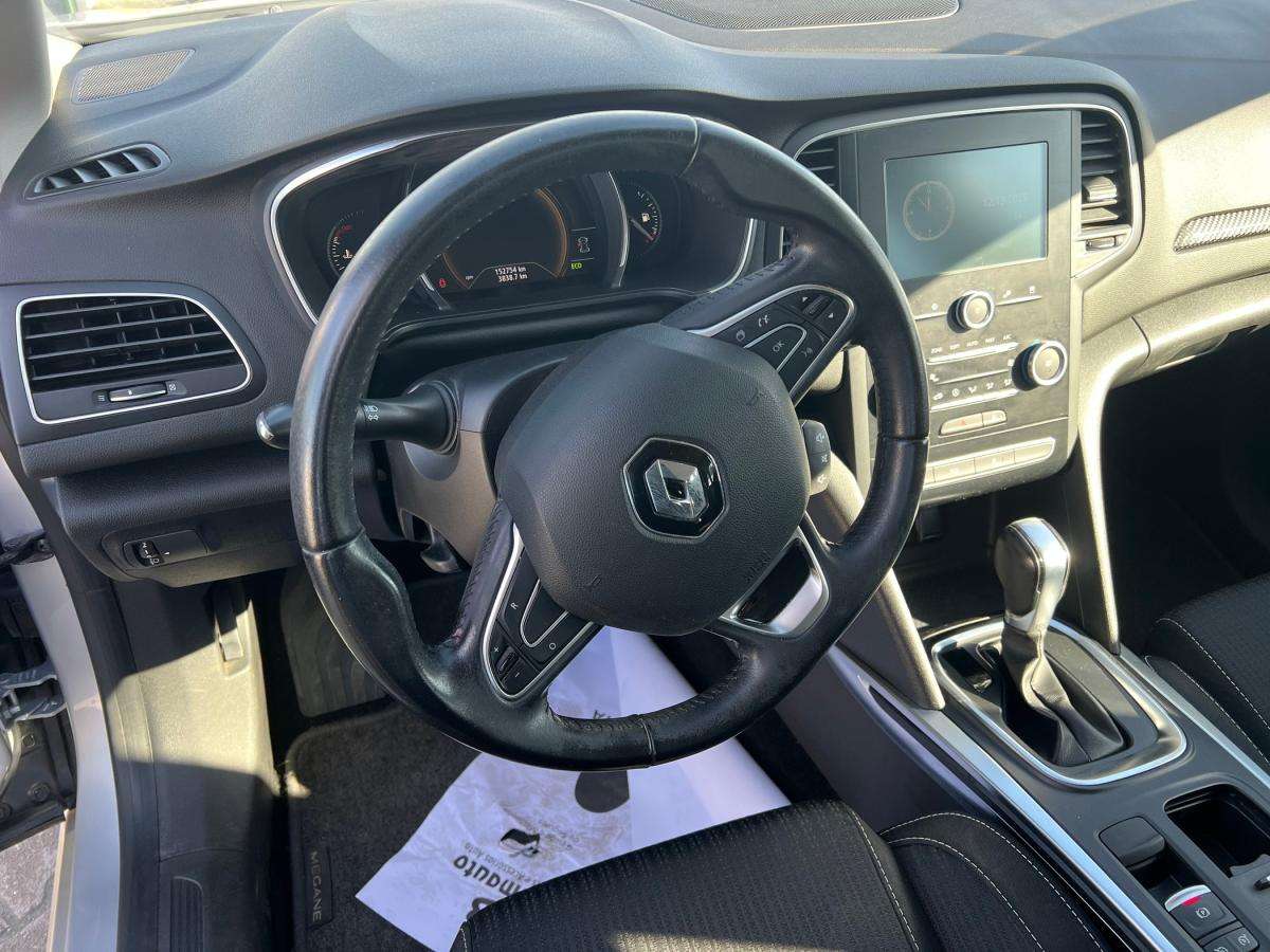 renault-megane-sport-tourer-2017-diesel-1461cc