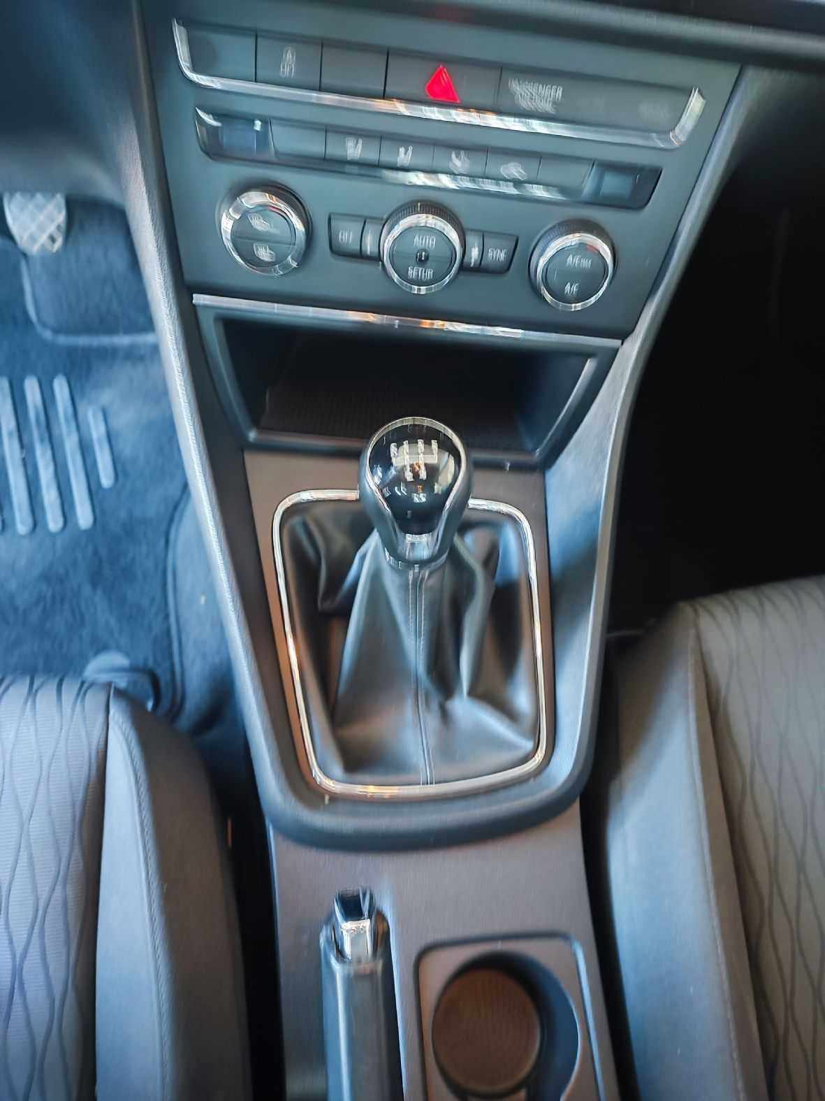seat-leon-st-2014-diesel-1598cc