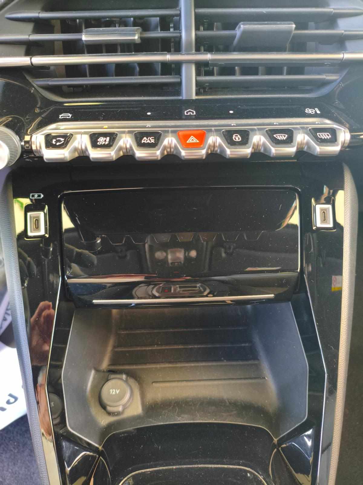 peugeot-2008-2025-hibrido-a-gasolina-12cc