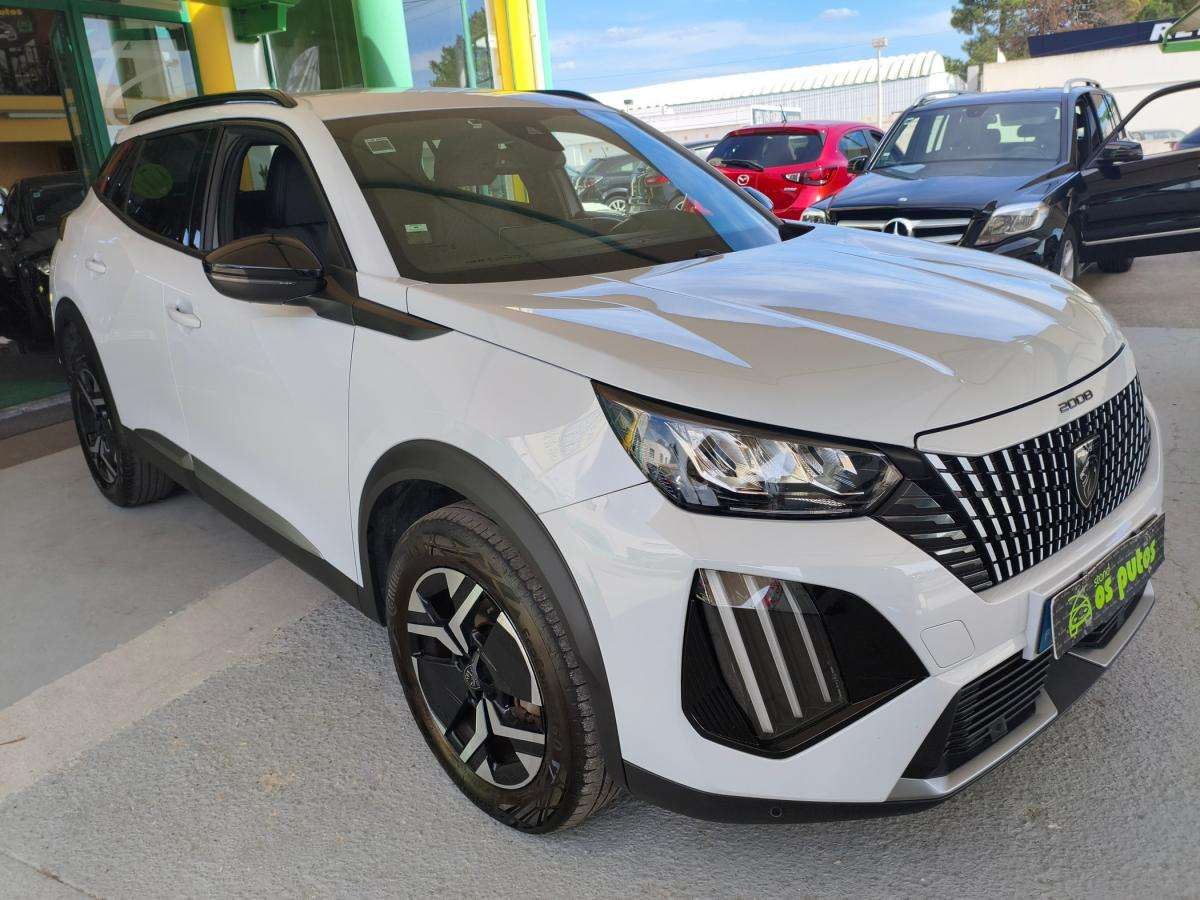 peugeot-2008-2025-hibrido-a-gasolina-12cc