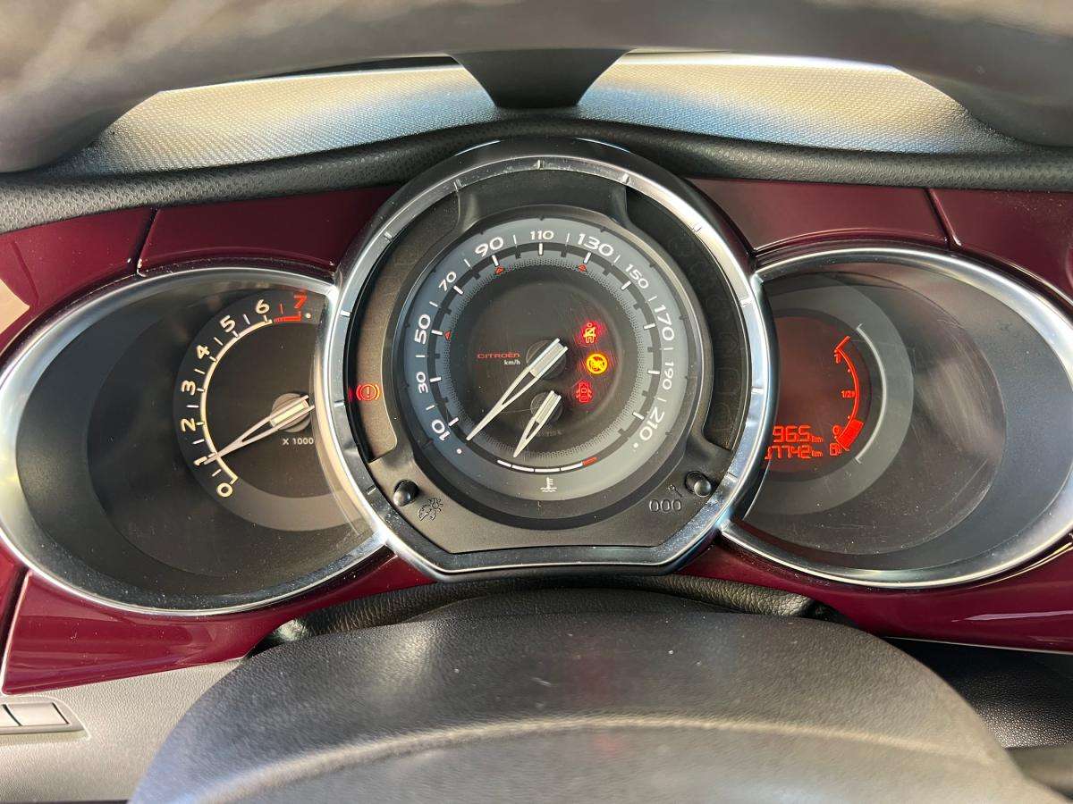 citroen-ds3-2010-gasolina-1598cc