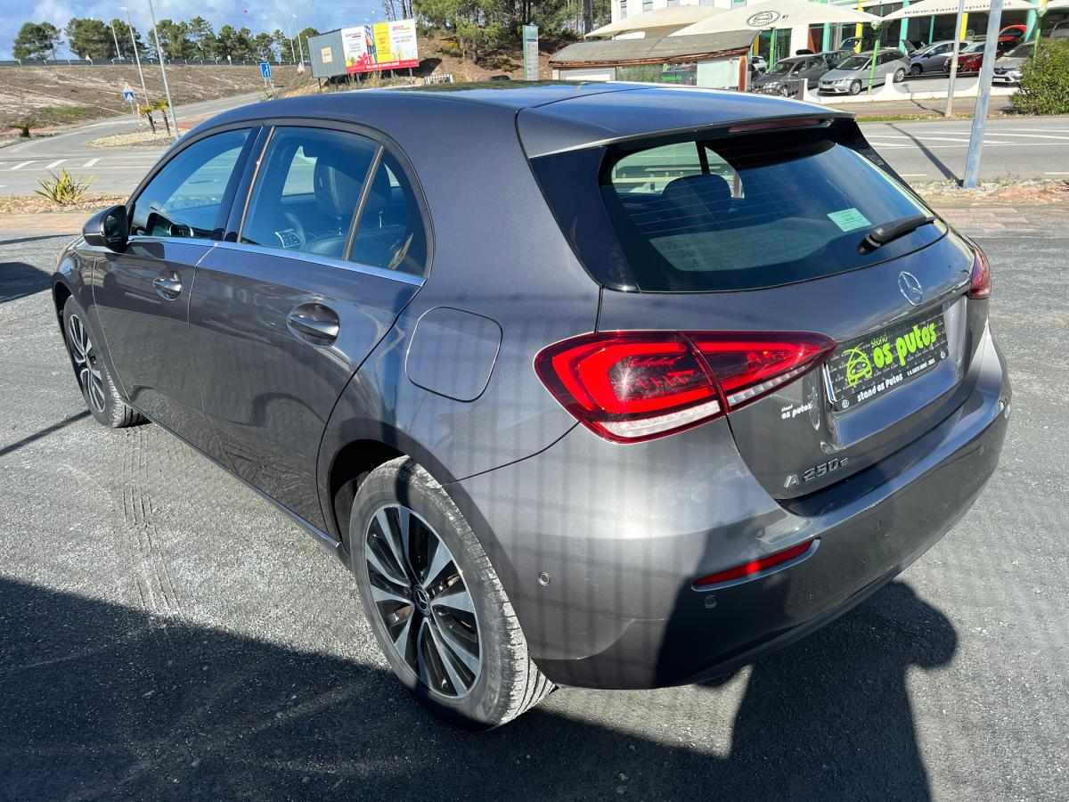 mercedes-benz-classe-a-2022-hibrido-a-gasolina-14cc