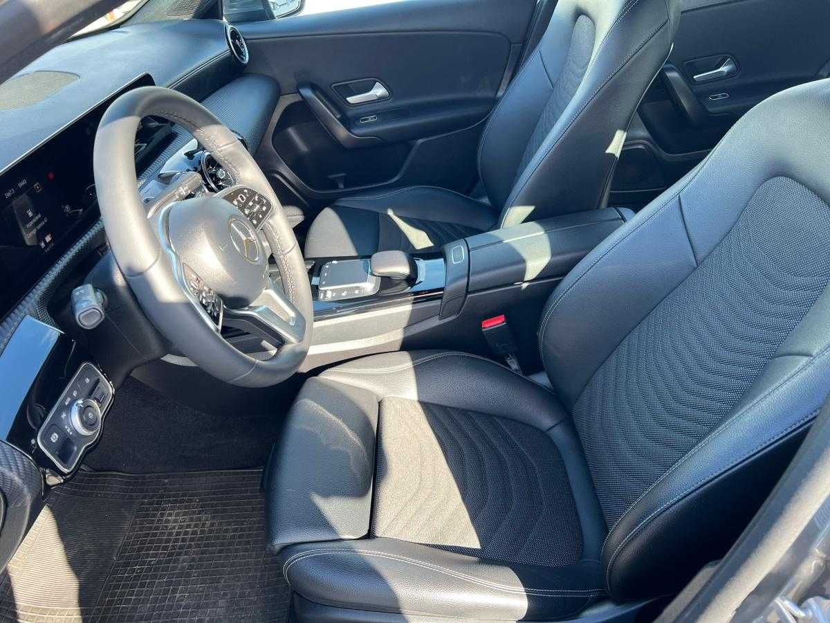 mercedes-benz-classe-a-2022-hibrido-a-gasolina-14cc