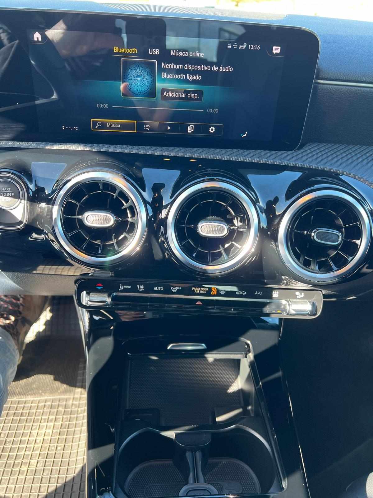 mercedes-benz-classe-a-2022-hibrido-a-gasolina-14cc