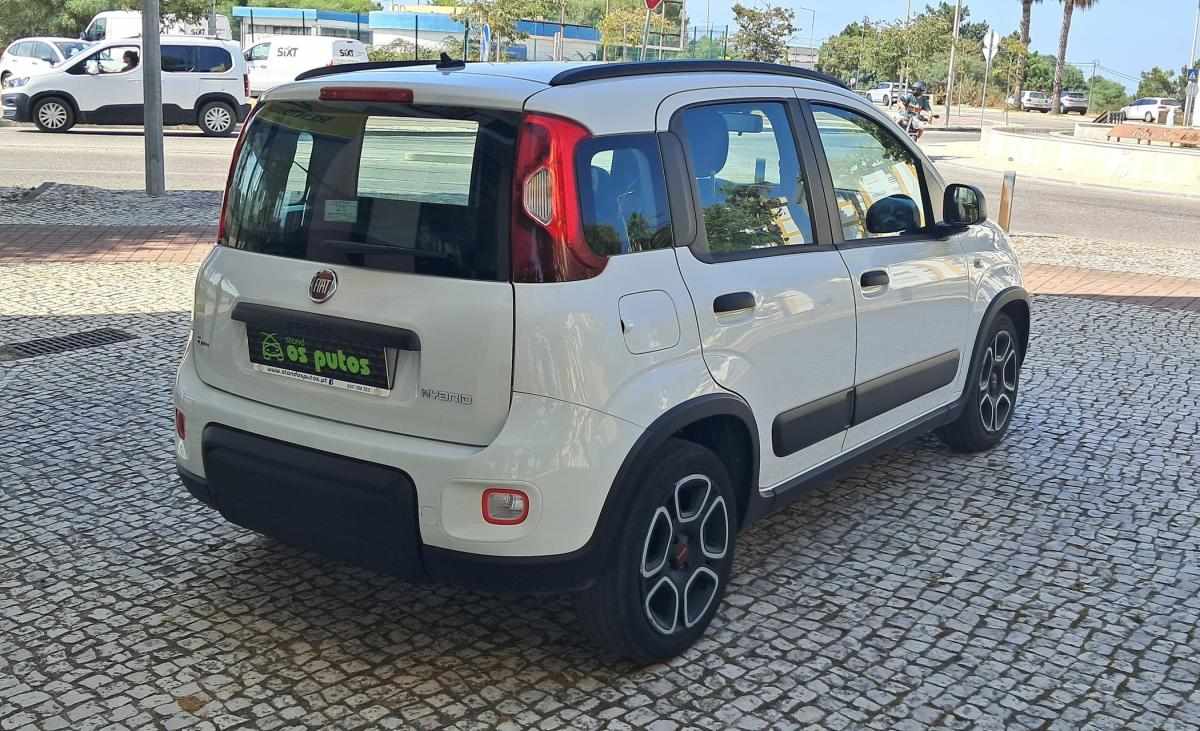 fiat-panda-2022-hibrido-a-gasolina-10cc