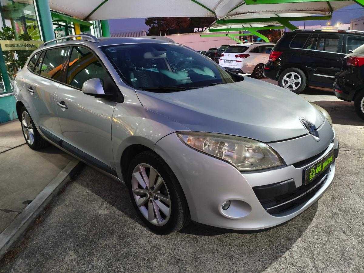 renault-megane-sport-tourer-2010-diesel-1461cc
