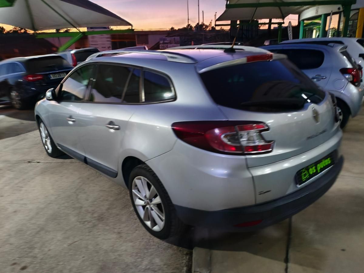 renault-megane-sport-tourer-2010-diesel-1461cc