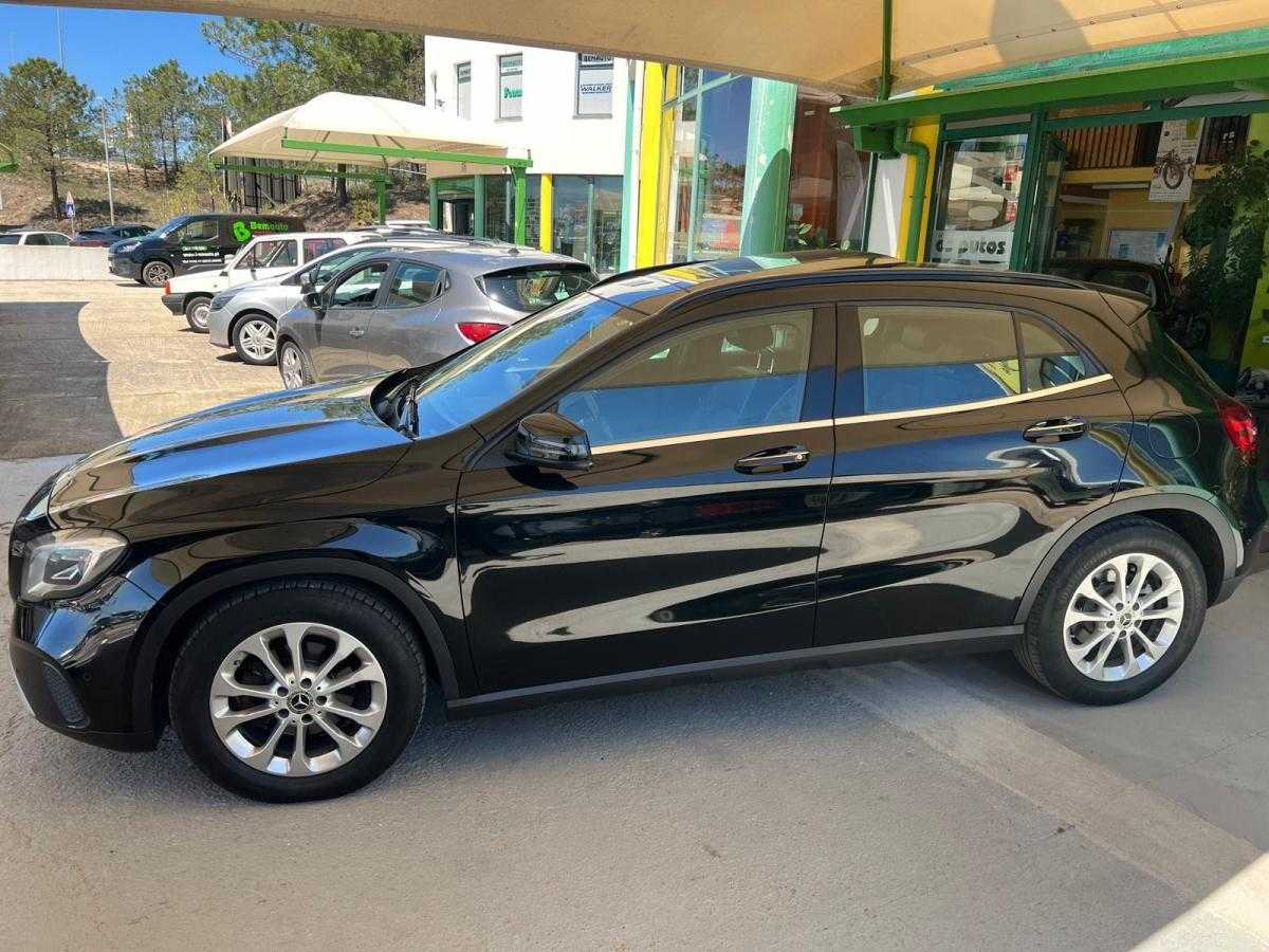 mercedes-benz-gla-2018-diesel-2143cc