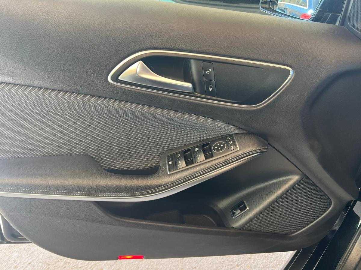 mercedes-benz-gla-2018-diesel-2143cc