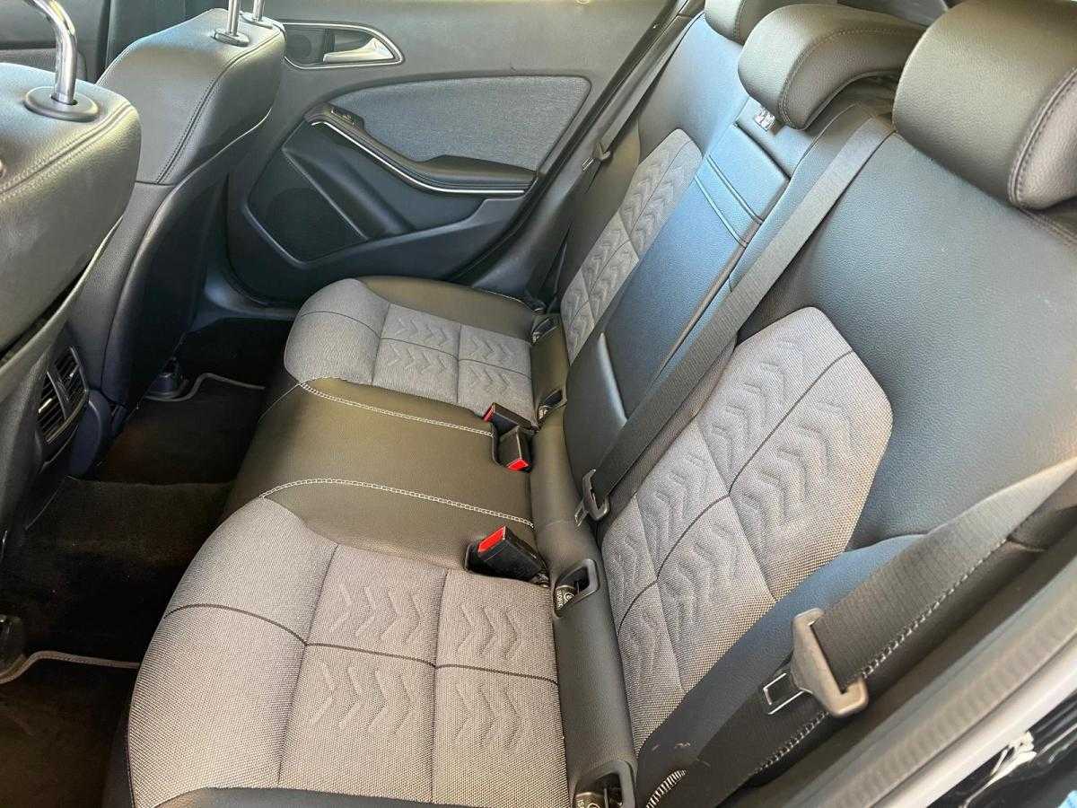 mercedes-benz-gla-2018-diesel-2143cc
