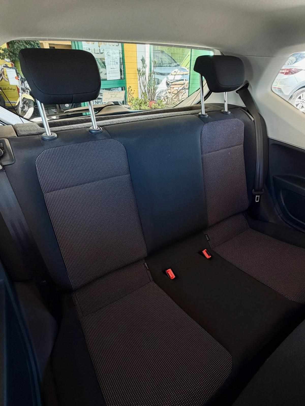 volkswagen-up-2017-gasolina-999cc