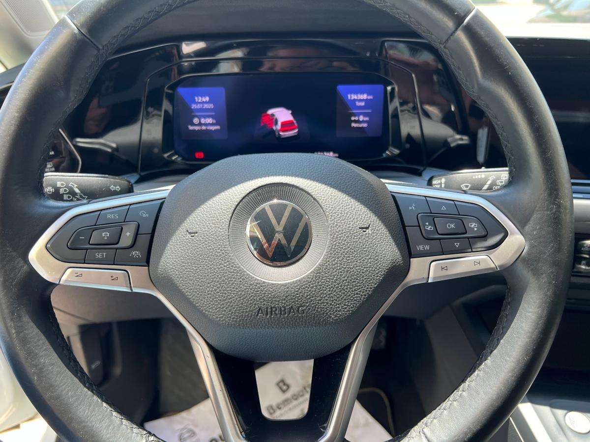volkswagen-golf-2021-diesel-1968cc
