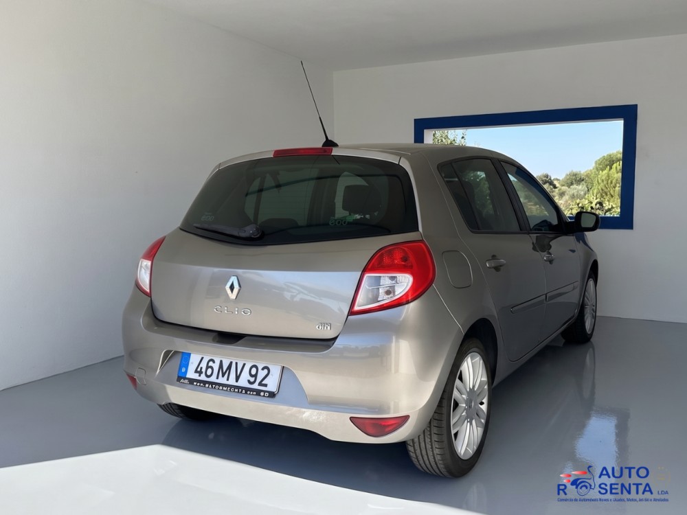 renault-clio-2012-diesel-1489cc