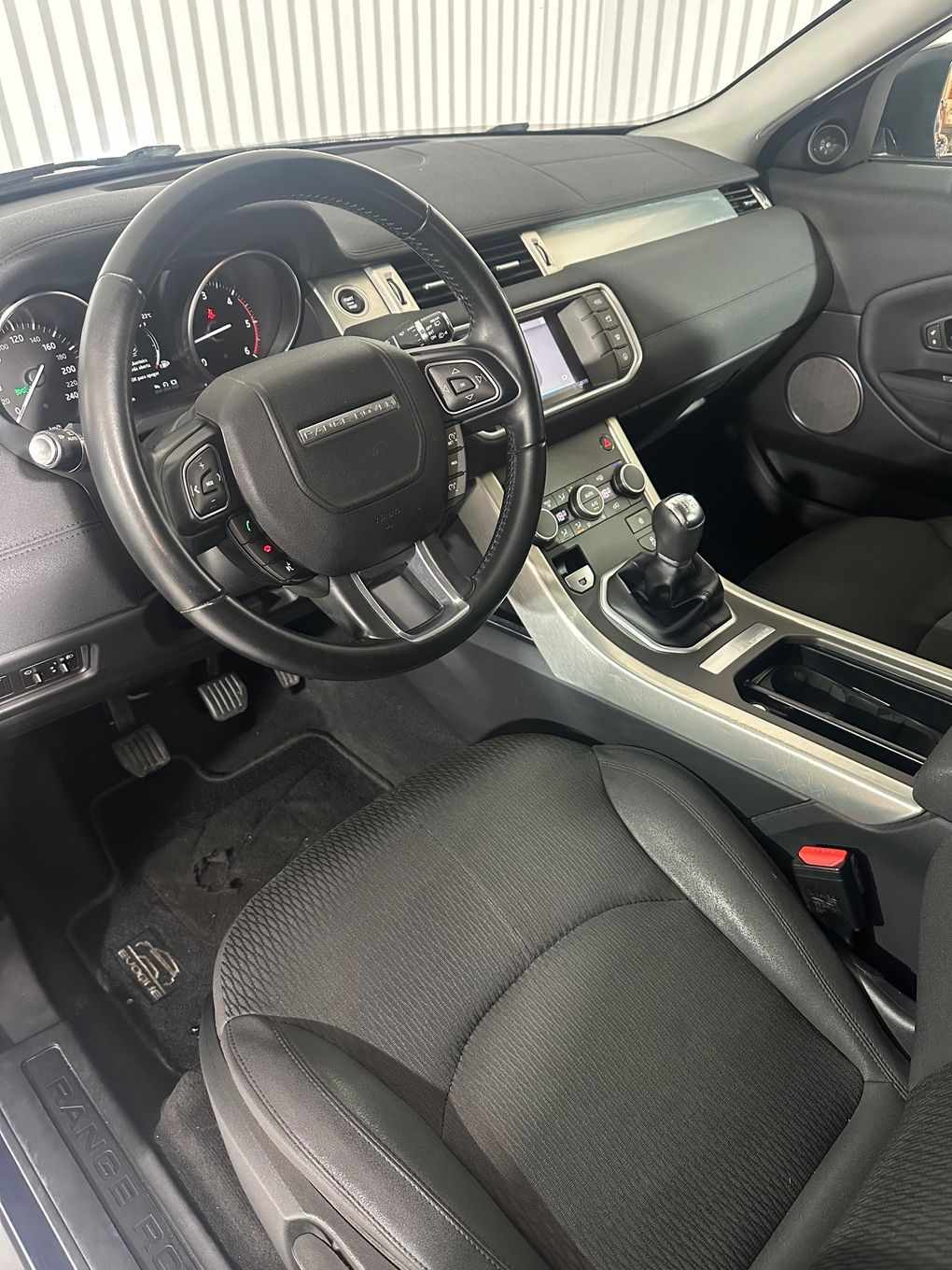 land-rover-range-rover-evoque-2018-diesel-1999cc