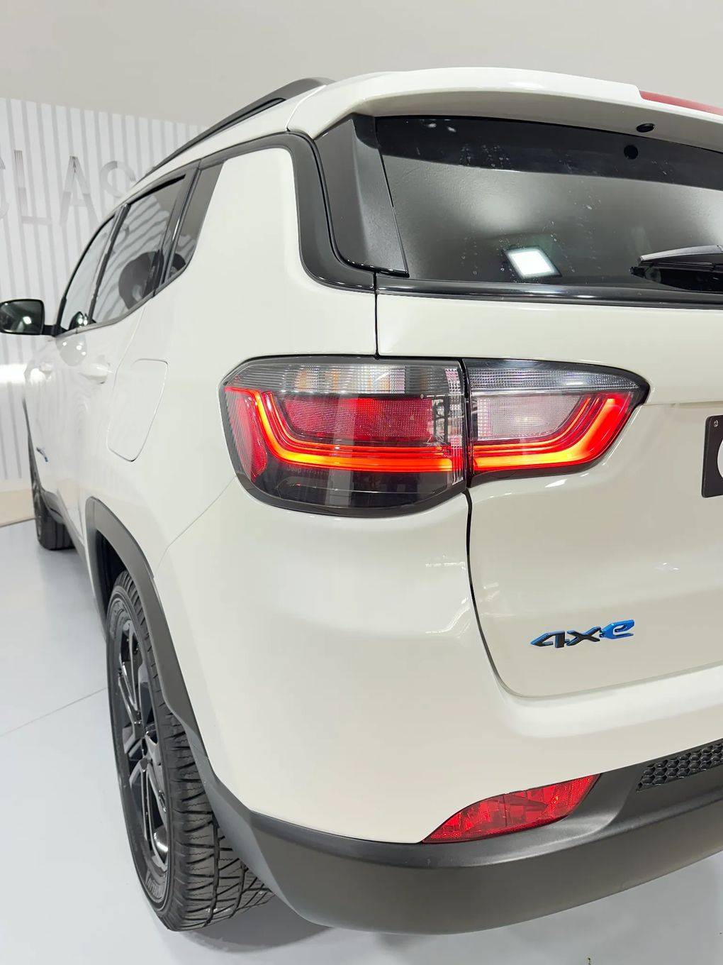 jeep-compass-2022-hibrido-a-gasolina-1332cc