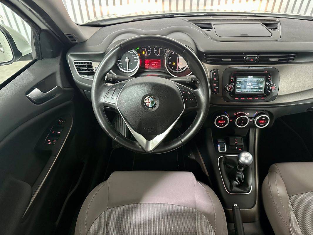alfa-romeo-giulietta-2014-gasolina-1368cc