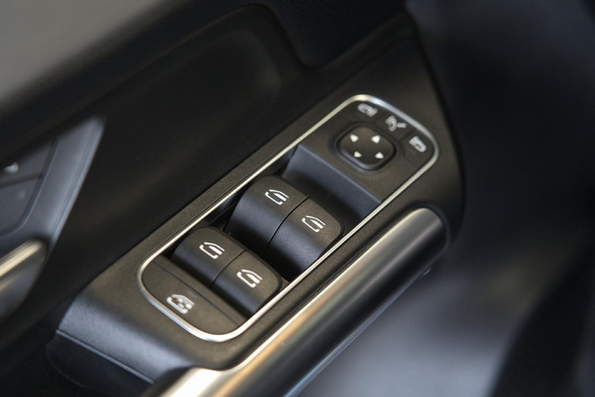 mercedes-benz-eqa-2022-eletrico-500cc
