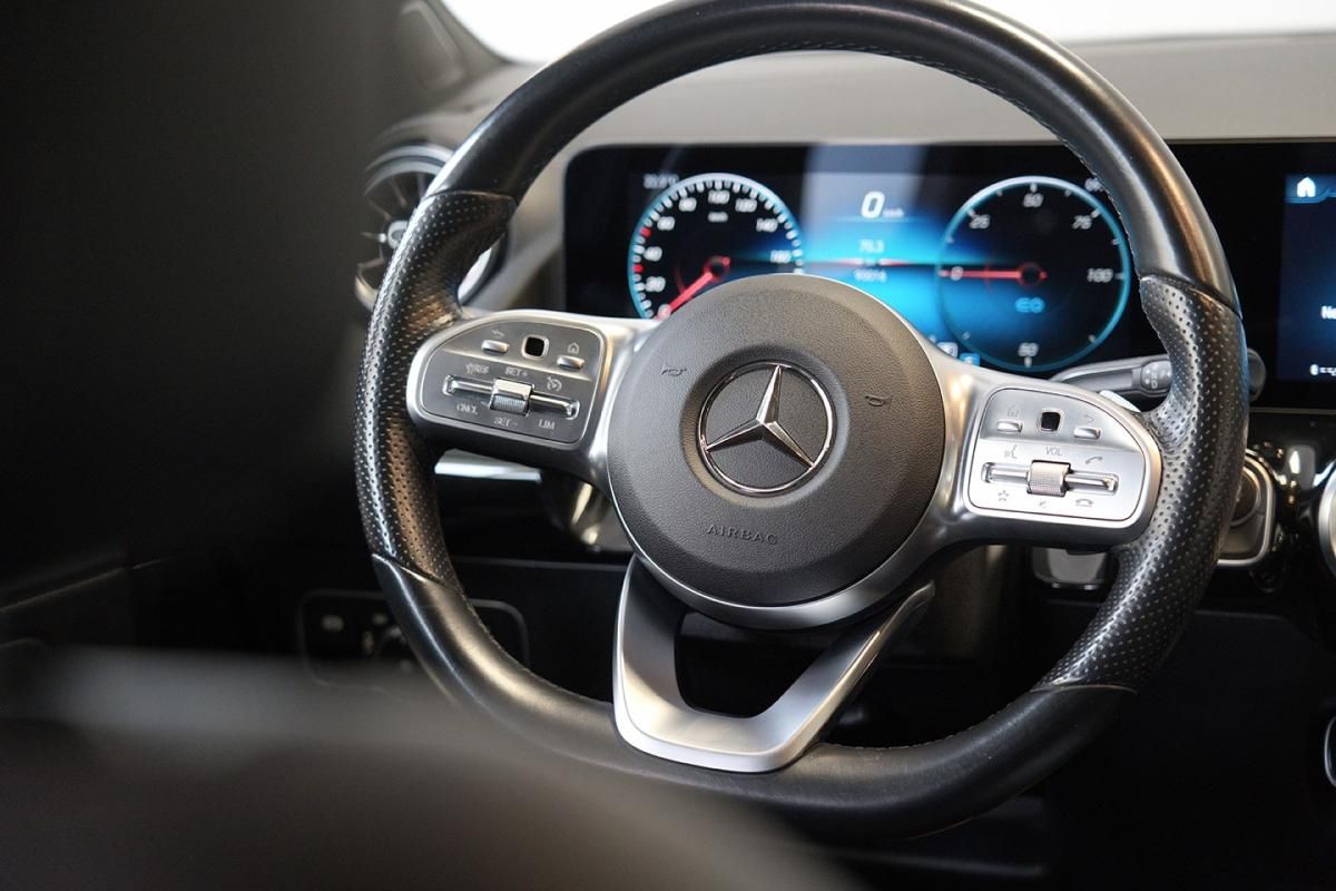 mercedes-benz-eqa-2022-eletrico-500cc