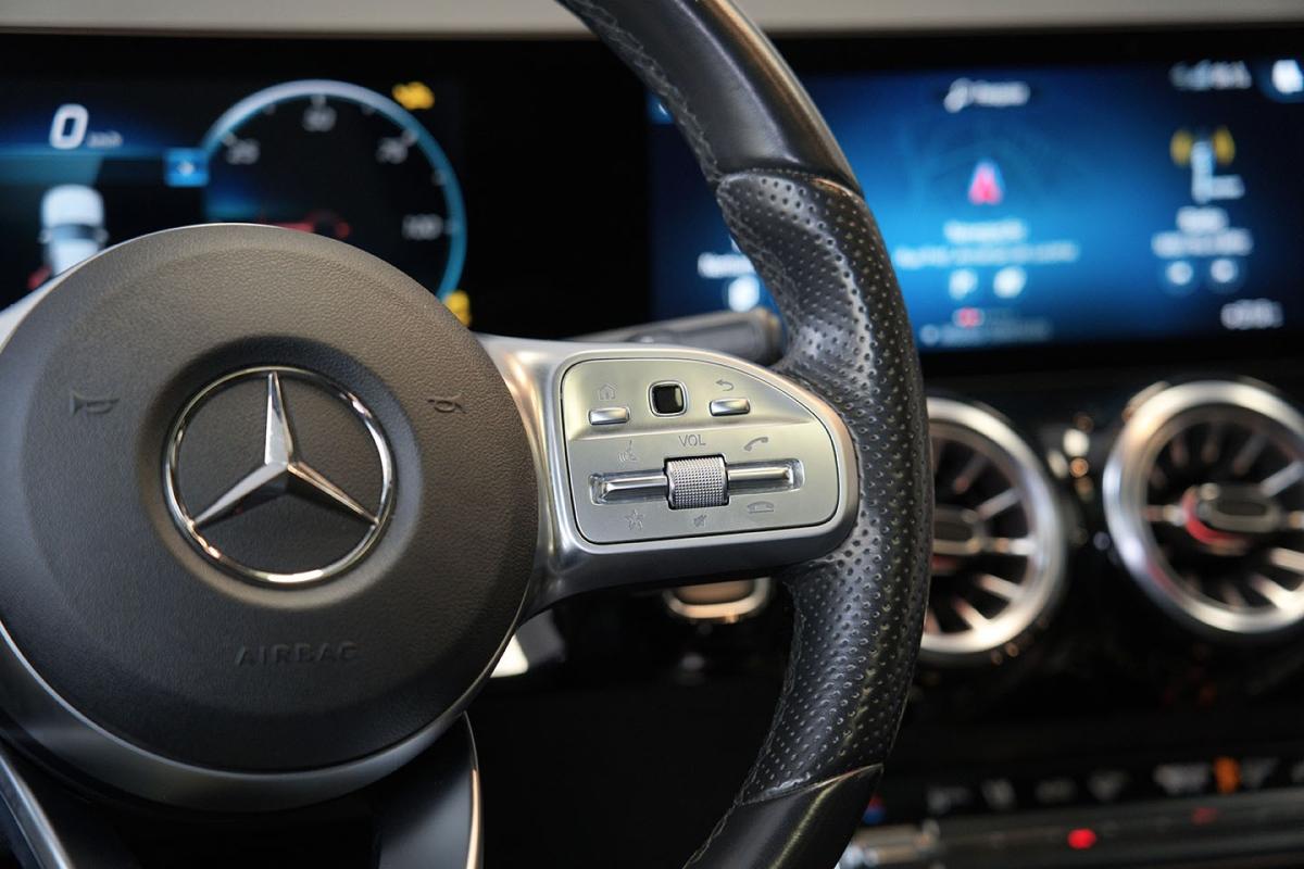 mercedes-benz-eqa-2022-eletrico-500cc