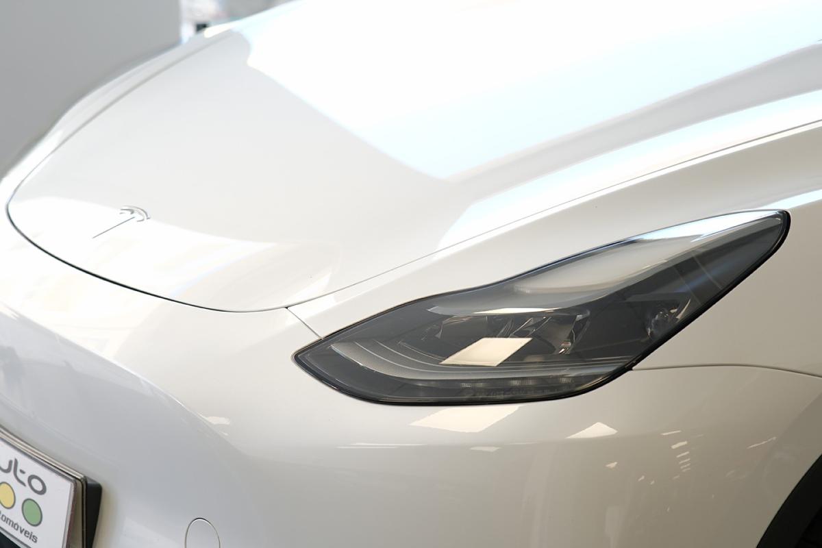 tesla-model-y-2022-eletrico-0cc