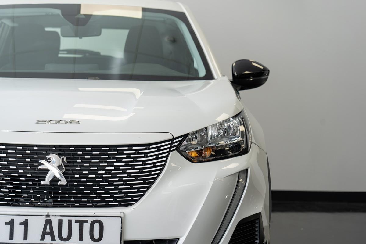 peugeot-2008-2022-eletrico-500cc