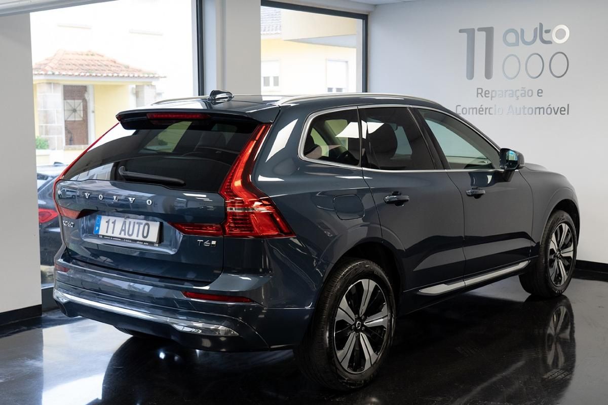 volvo-xc60-2024-hibrido-a-gasolina-1969cc