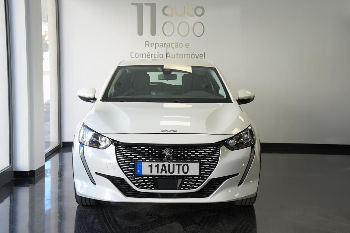 peugeot-208-2021-eletrico-500cc