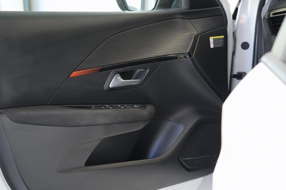peugeot-208-2021-eletrico-500cc