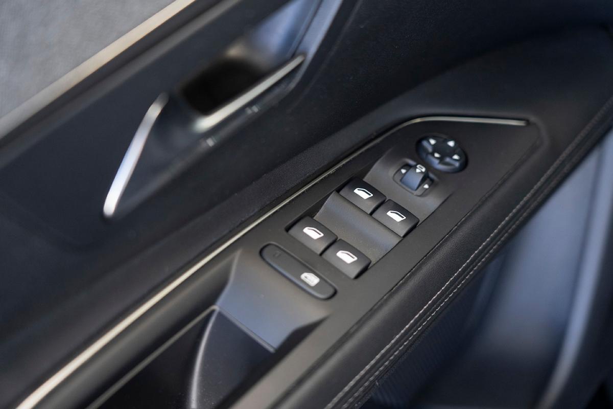 peugeot-3008-2019-diesel-1499cc