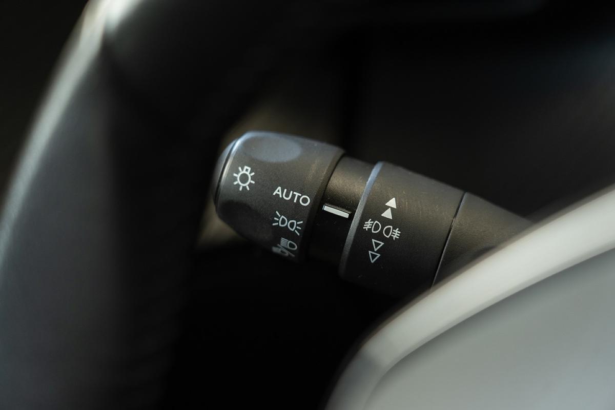 peugeot-2008-2022-diesel-1499cc