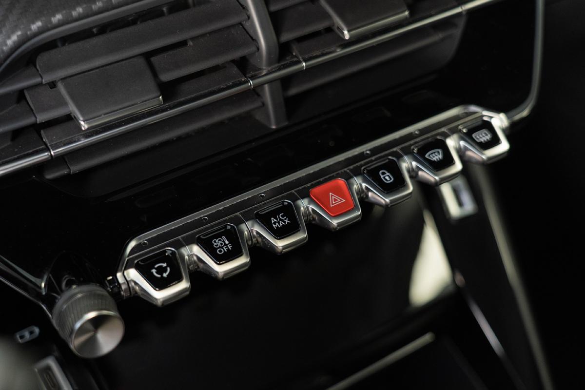 peugeot-2008-2022-diesel-1499cc