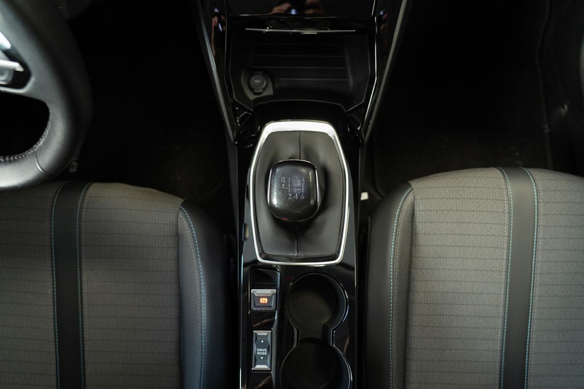 peugeot-2008-2022-diesel-1499cc