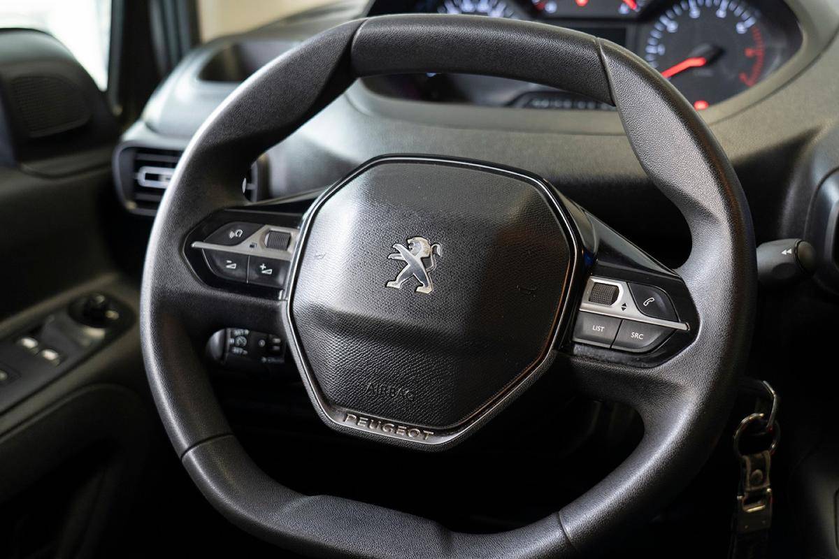 peugeot-partner-2022-diesel-1499cc