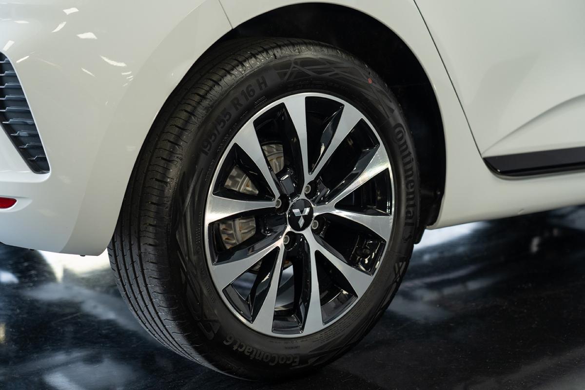 mitsubishi-colt-2025-gpl-999cc