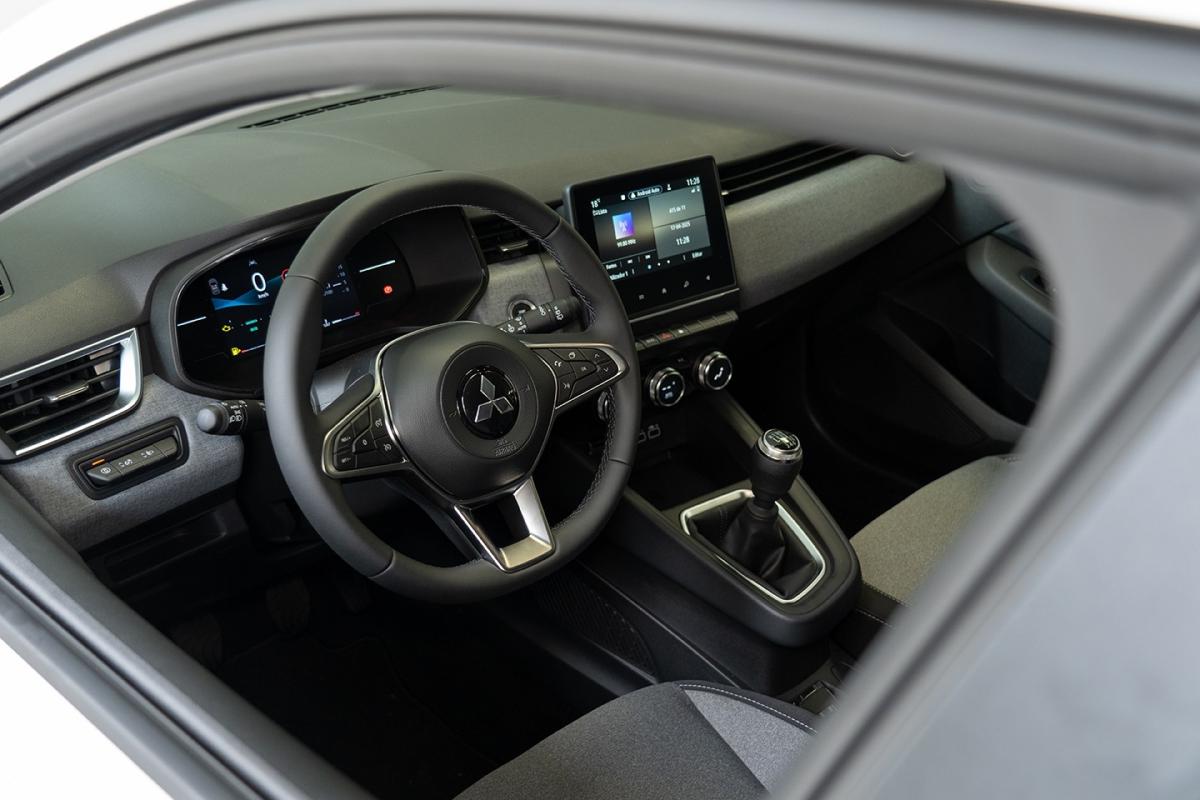 mitsubishi-colt-2025-gpl-999cc