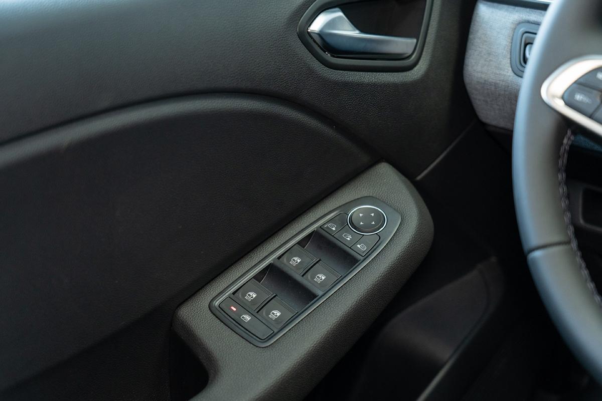 mitsubishi-colt-2025-gpl-999cc