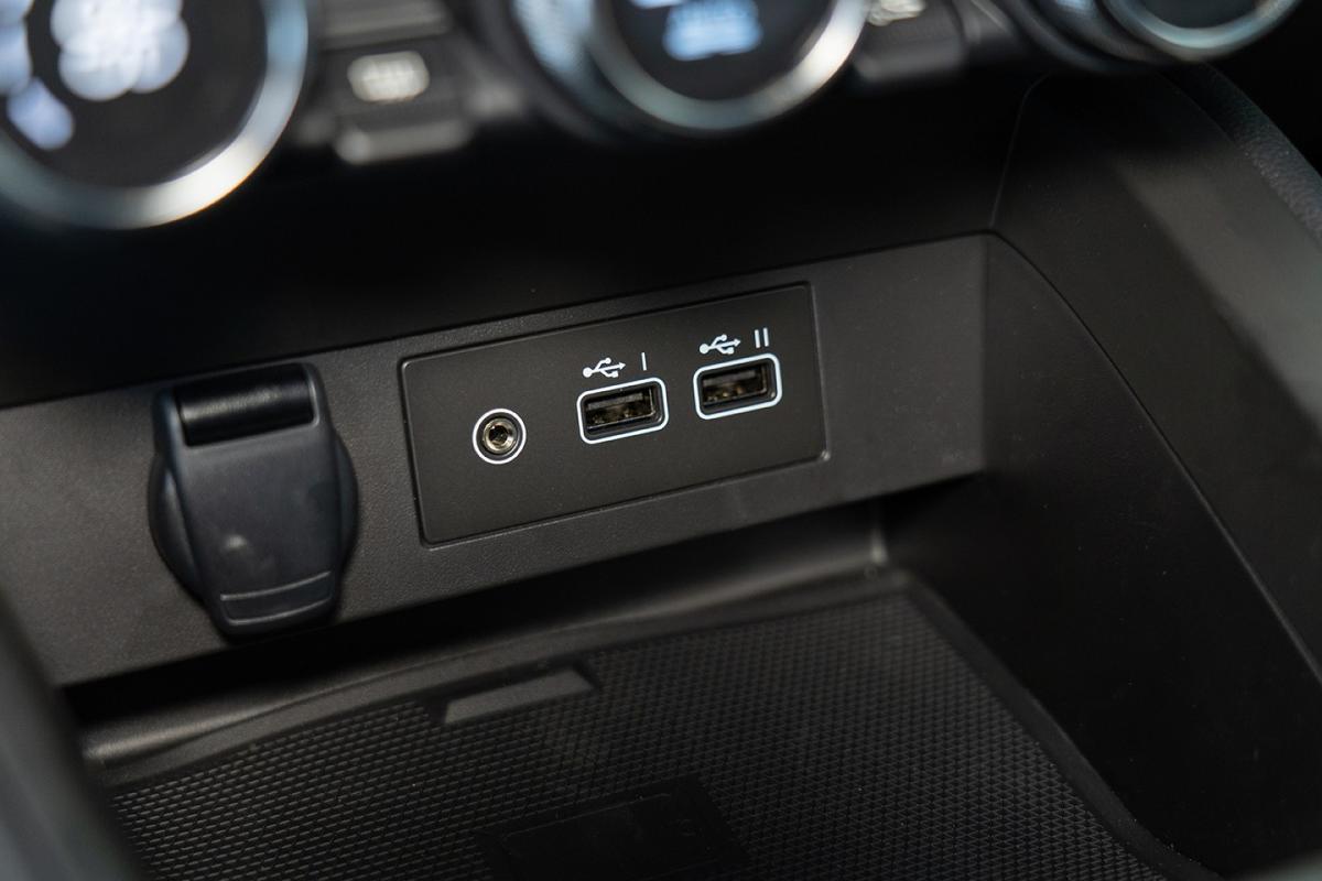 mitsubishi-colt-2025-gpl-999cc