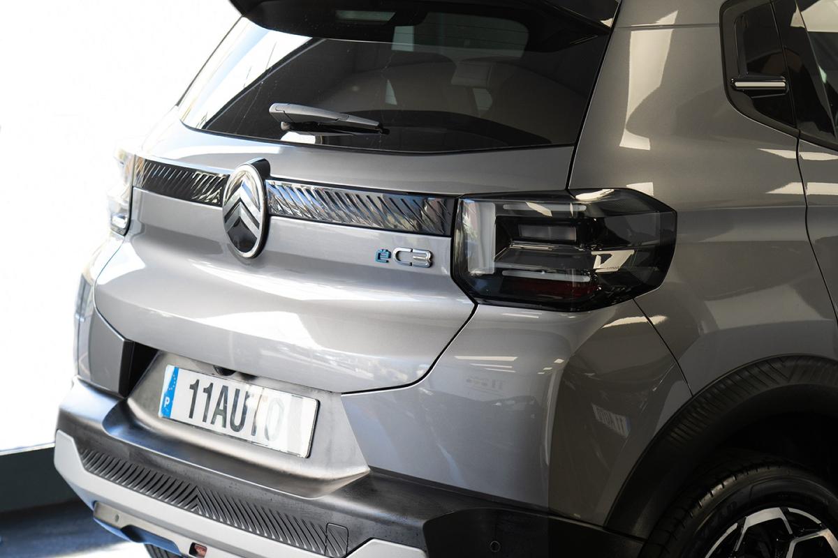 citroen-e-c3-2025-eletrico-500cc