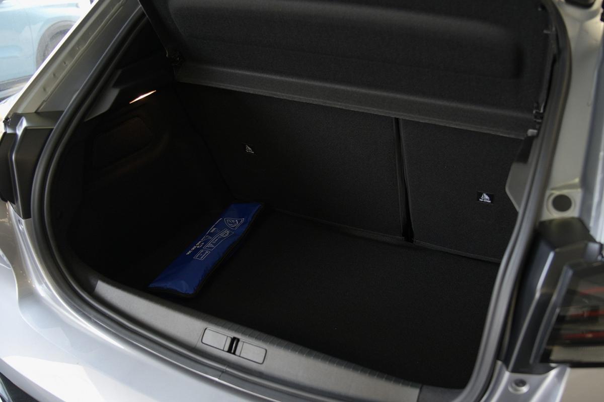 peugeot-208-2026-gasolina-1199cc