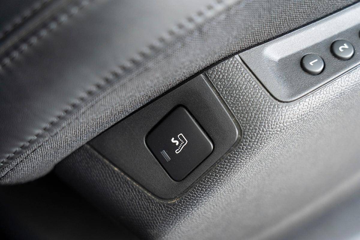 peugeot-3008-2020-diesel-1499cc