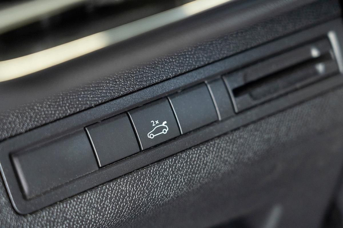 peugeot-3008-2020-diesel-1499cc