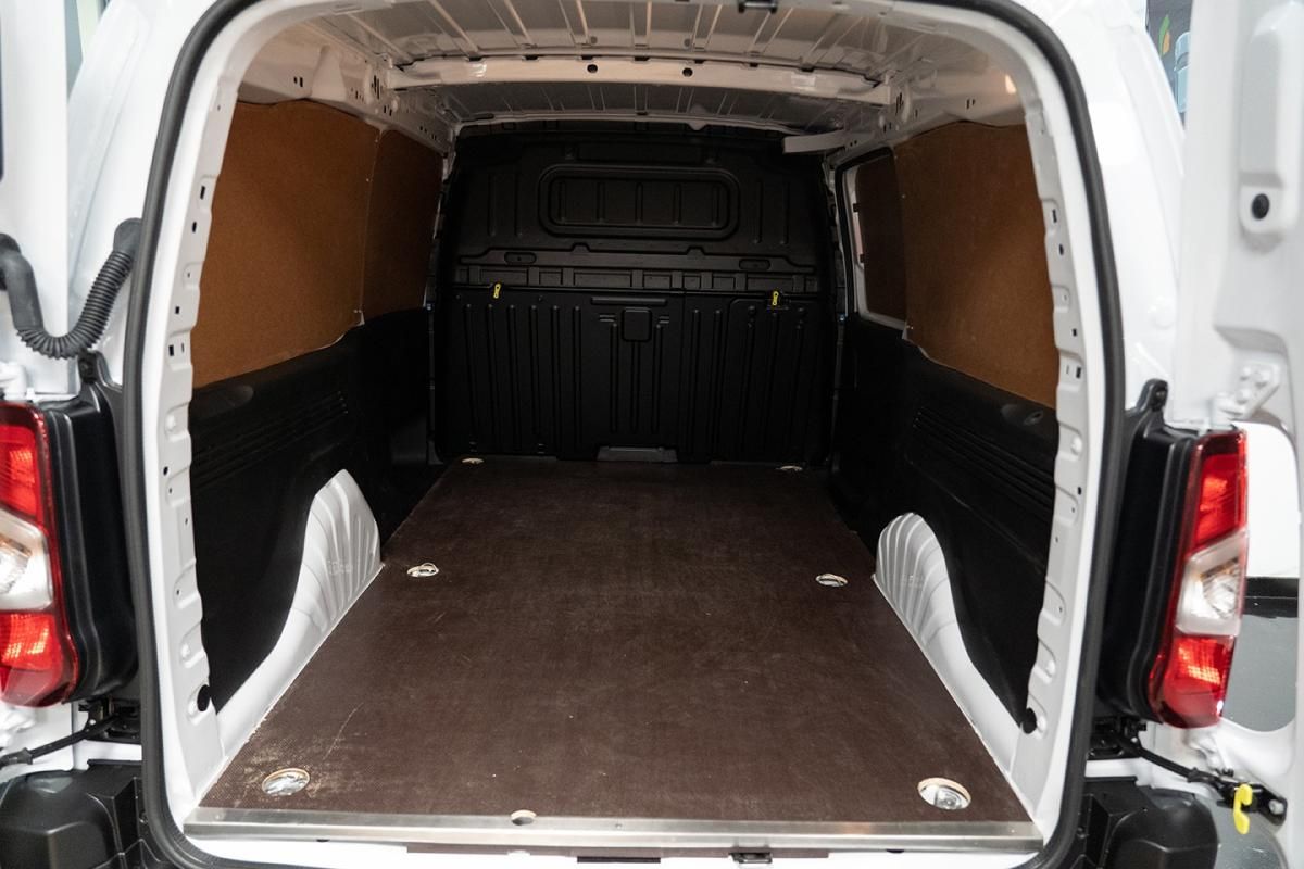 fiat-doblo-2025-diesel-1499cc