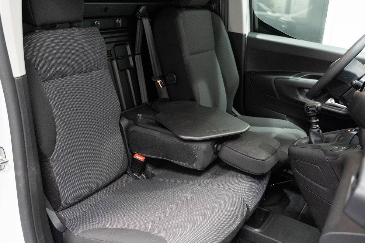 fiat-doblo-2025-diesel-1499cc