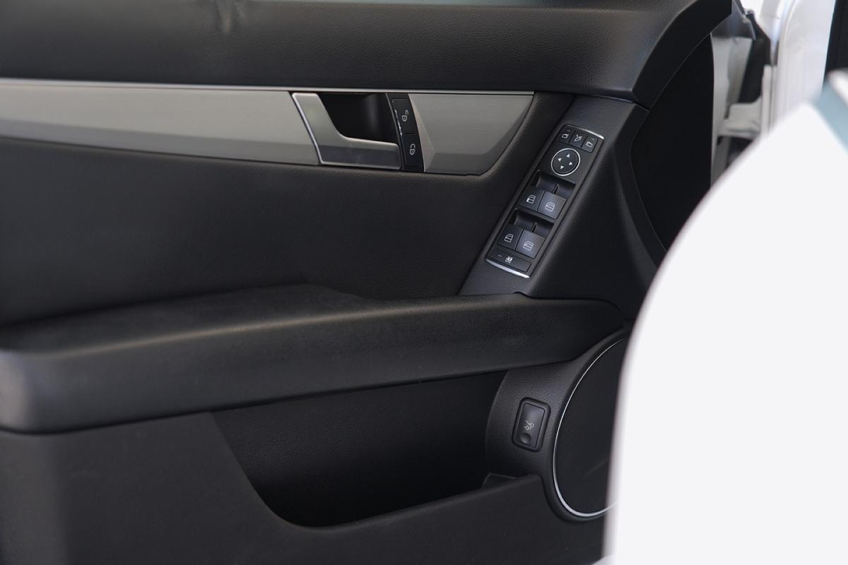 mercedes-benz-classe-c-2012-diesel-2143cc