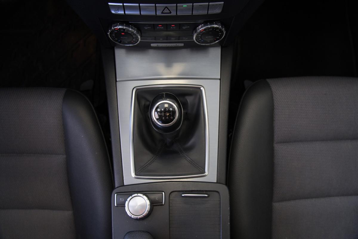 mercedes-benz-classe-c-2012-diesel-2143cc