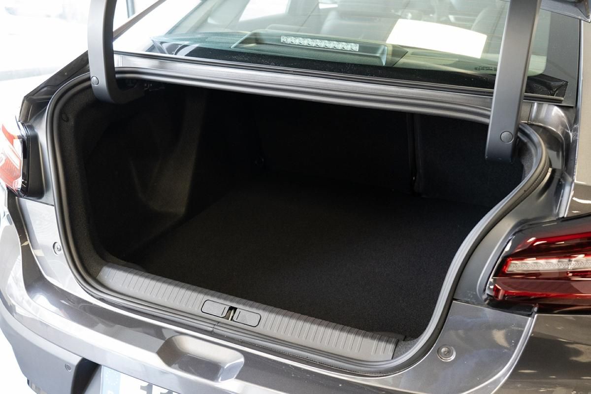 citroen-c4-2024-diesel-1499cc