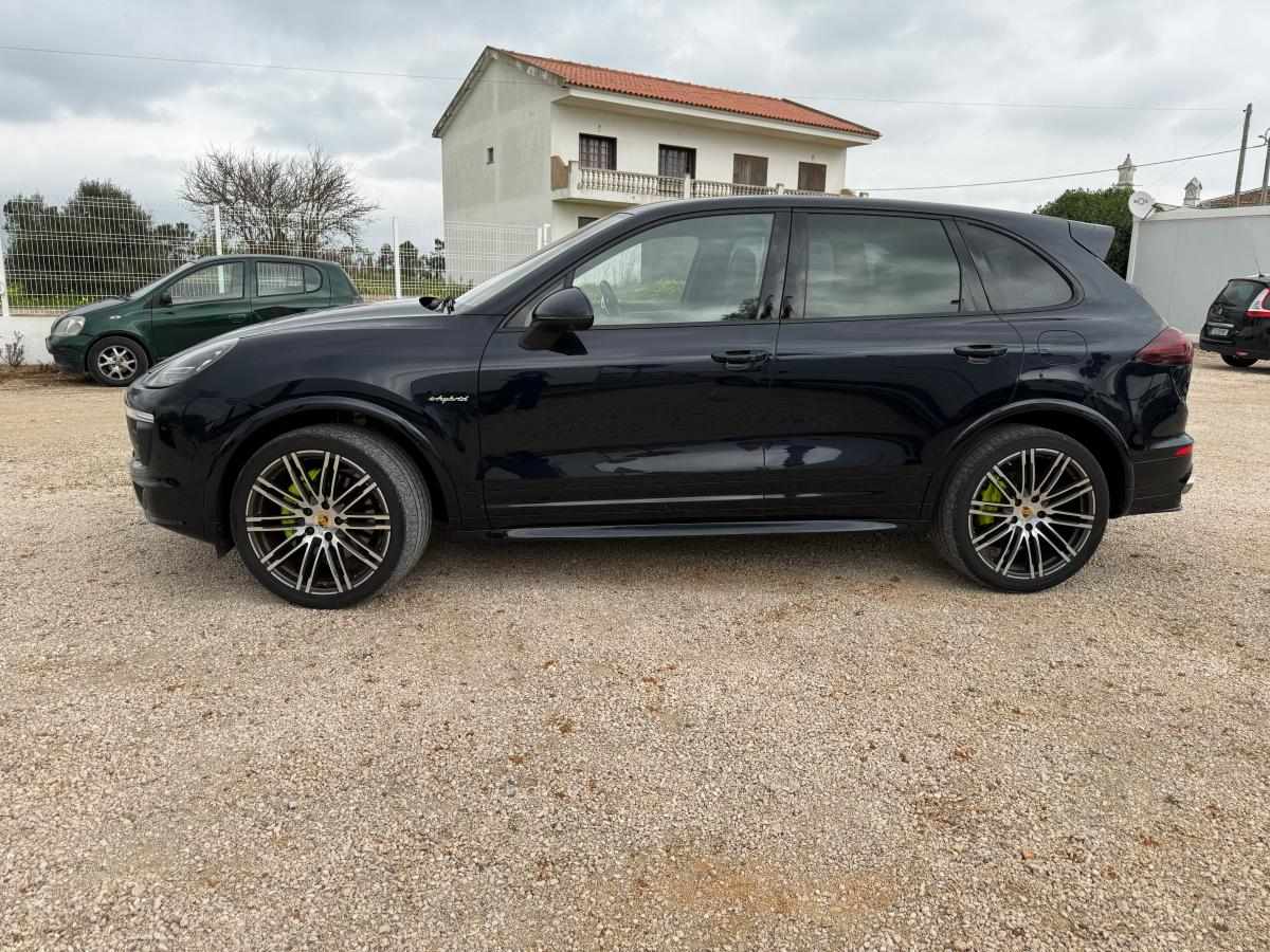 porsche-cayenne-s-3-0-v6-e-hybrid-2015-gasolina-2995cc