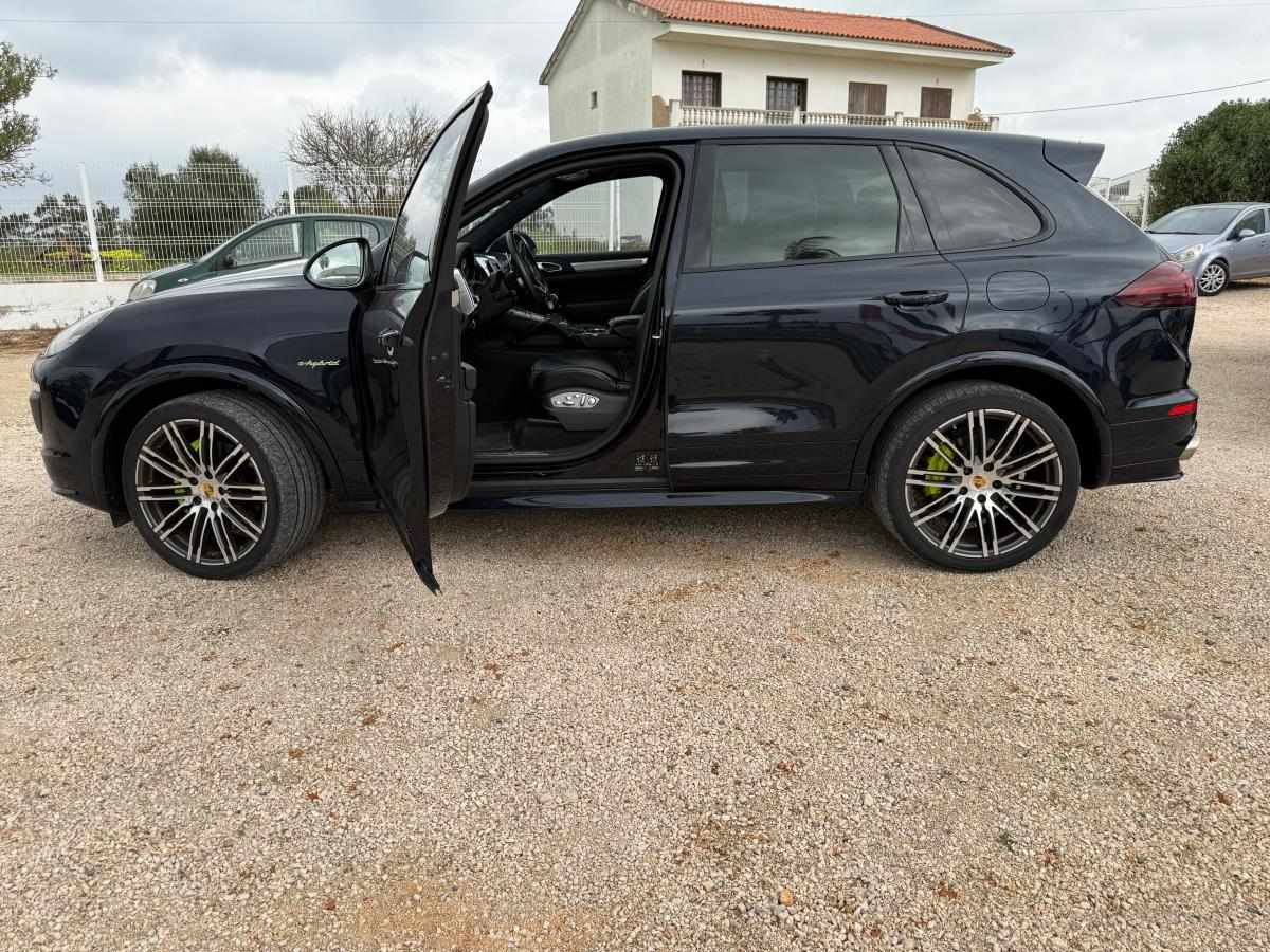 porsche-cayenne-s-3-0-v6-e-hybrid-2015-gasolina-2995cc