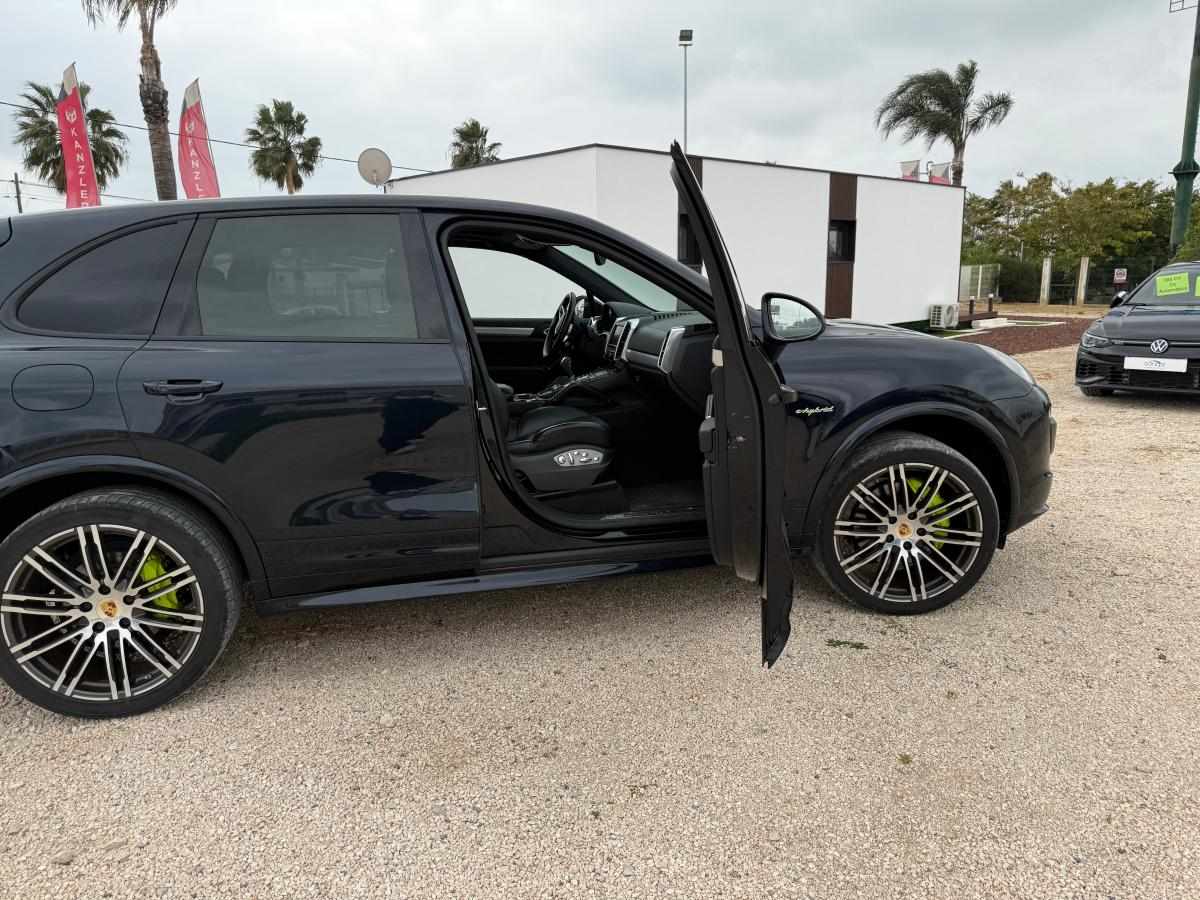 porsche-cayenne-s-3-0-v6-e-hybrid-2015-gasolina-2995cc