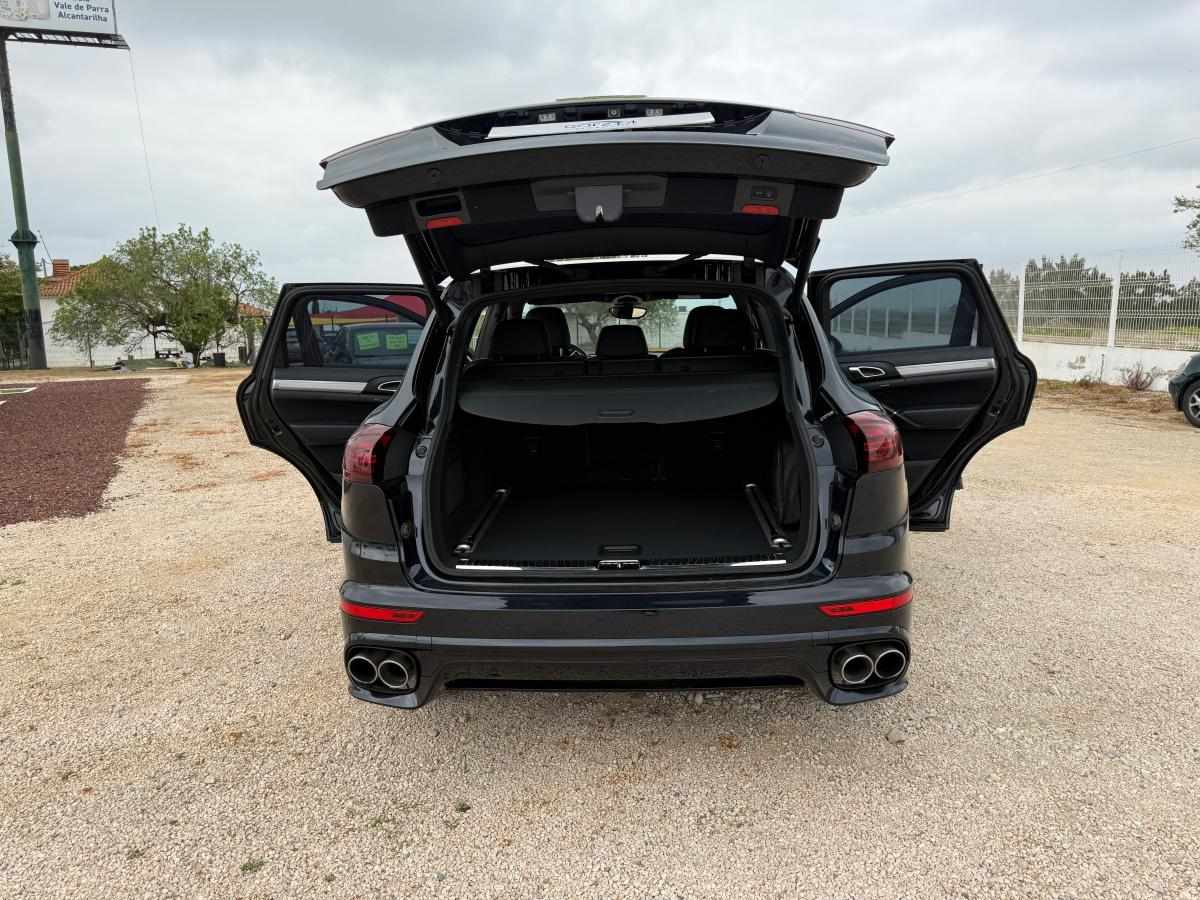 porsche-cayenne-s-3-0-v6-e-hybrid-2015-gasolina-2995cc
